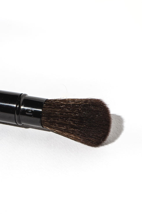 LIP + CHEEK DUO BRUSH